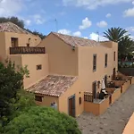 Hotel Rural El Mondalon