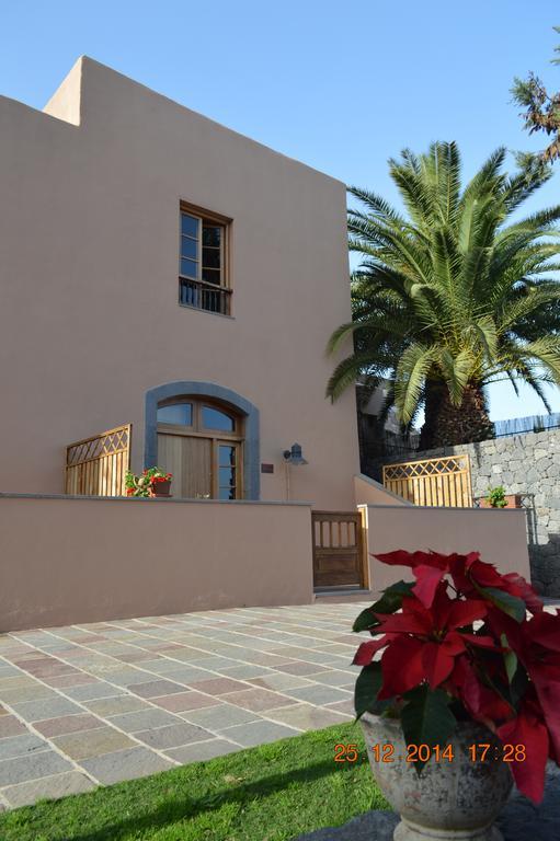 Rural El Mondalon Hotell 4*
